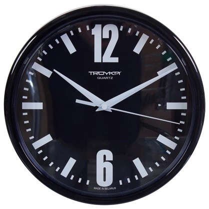 Часы настенные Черно-белые цифры диаметр 23 см