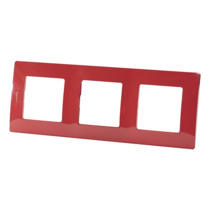 Рамка для розеток и выключателей Etika 3 поста цвет красный