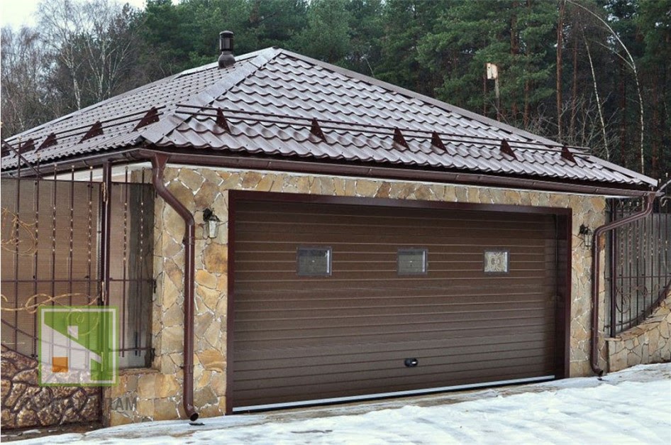 Правильная кровля для гаража: как выбрать и не разориться в 2025