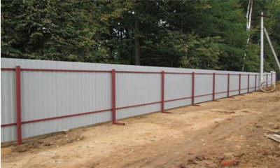 Временные ограждения в строительстве 2025: полный гид по стандартам и практике