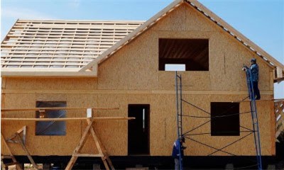 Инструкция по строительству дома из СИП-панелей своими руками: 50 ключевыхаспектов для 2025 года фото