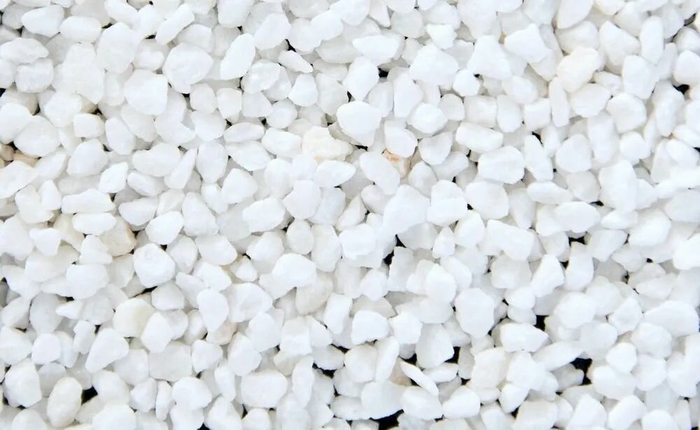 Мраморная крошка и щебень: полное руководство по применению, фракциям и выбору поставщика